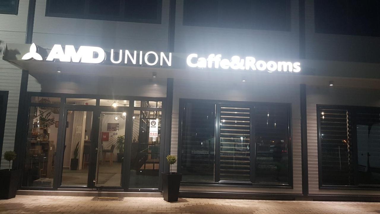 Amd Union Caffe & Rooms Kruševac 外观 照片